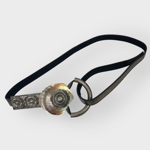 Women\'s Metallic Accent Leather Belt with Shell Medallion - Black main image 10